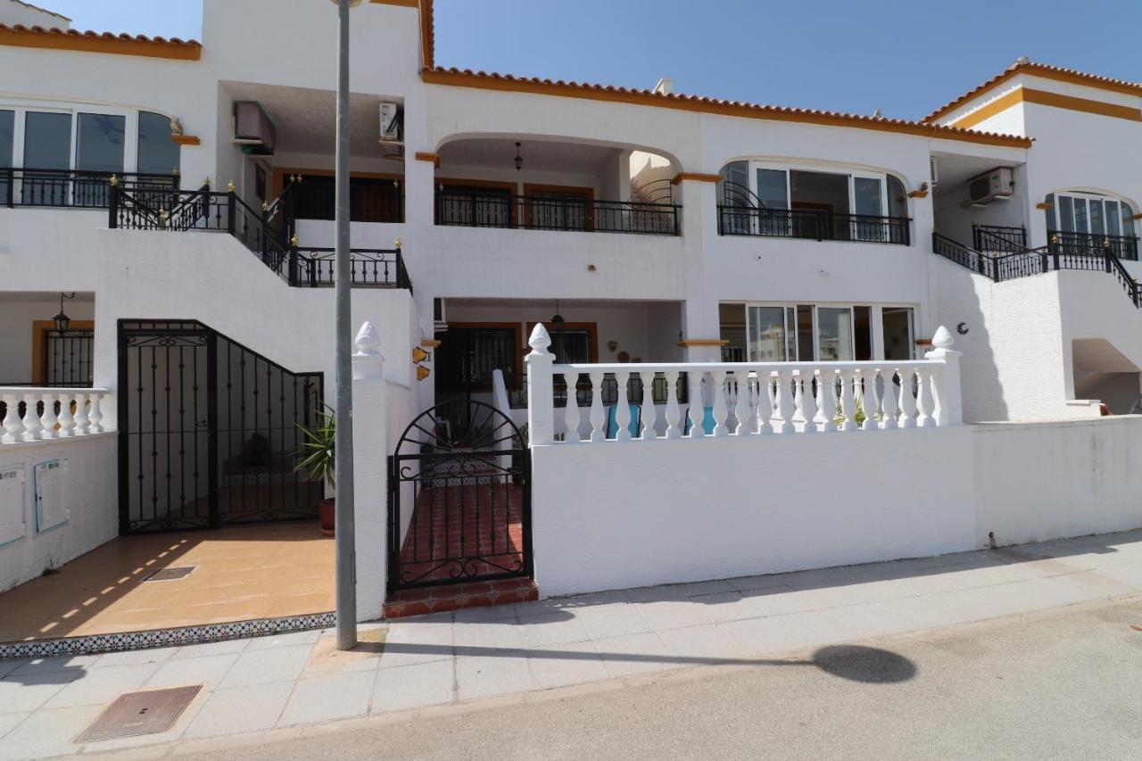 Vistabella Golf Flat With Access To Pool And Parking Villa Orihuela Exteriör bild
